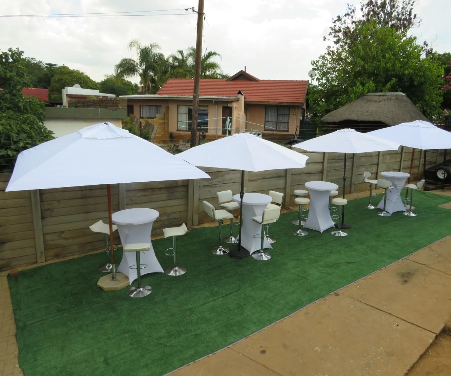 outdoor cooking equipment